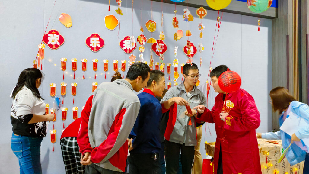 永利总站物流中秋游园会